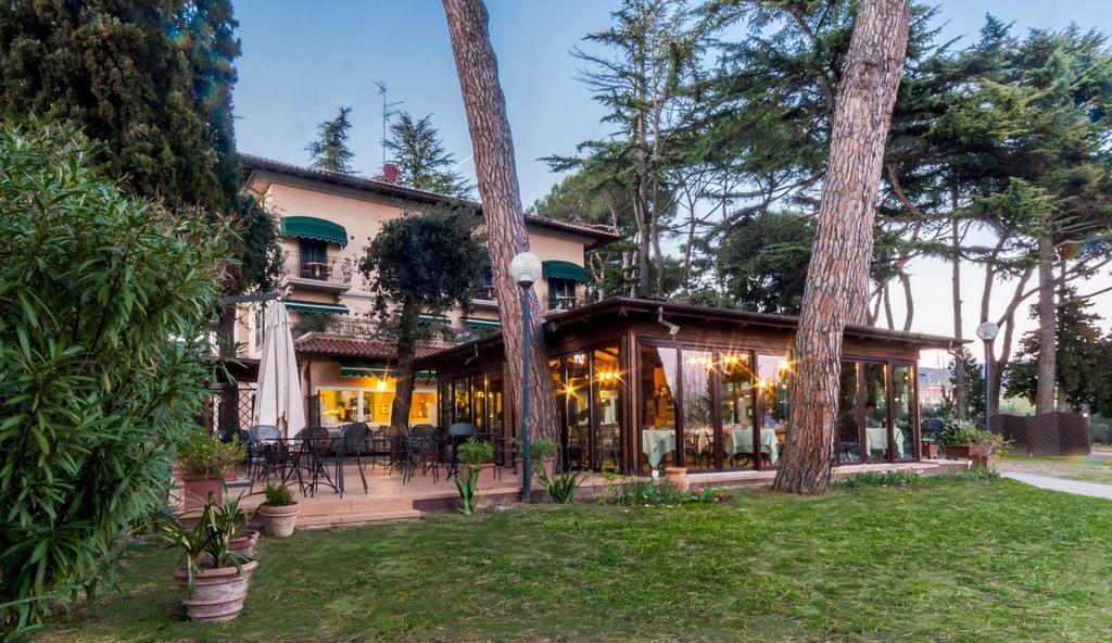 Hotel Kursaal Passignano sul Trasimeno Eksteriør billede