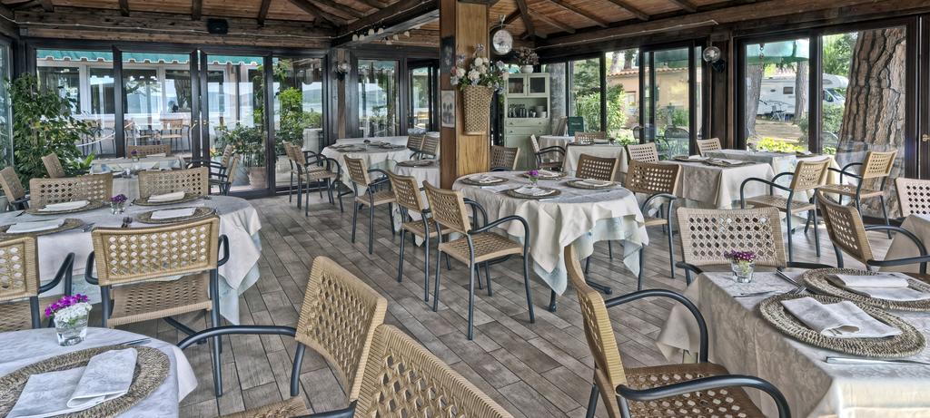 Hotel Kursaal Passignano sul Trasimeno Eksteriør billede