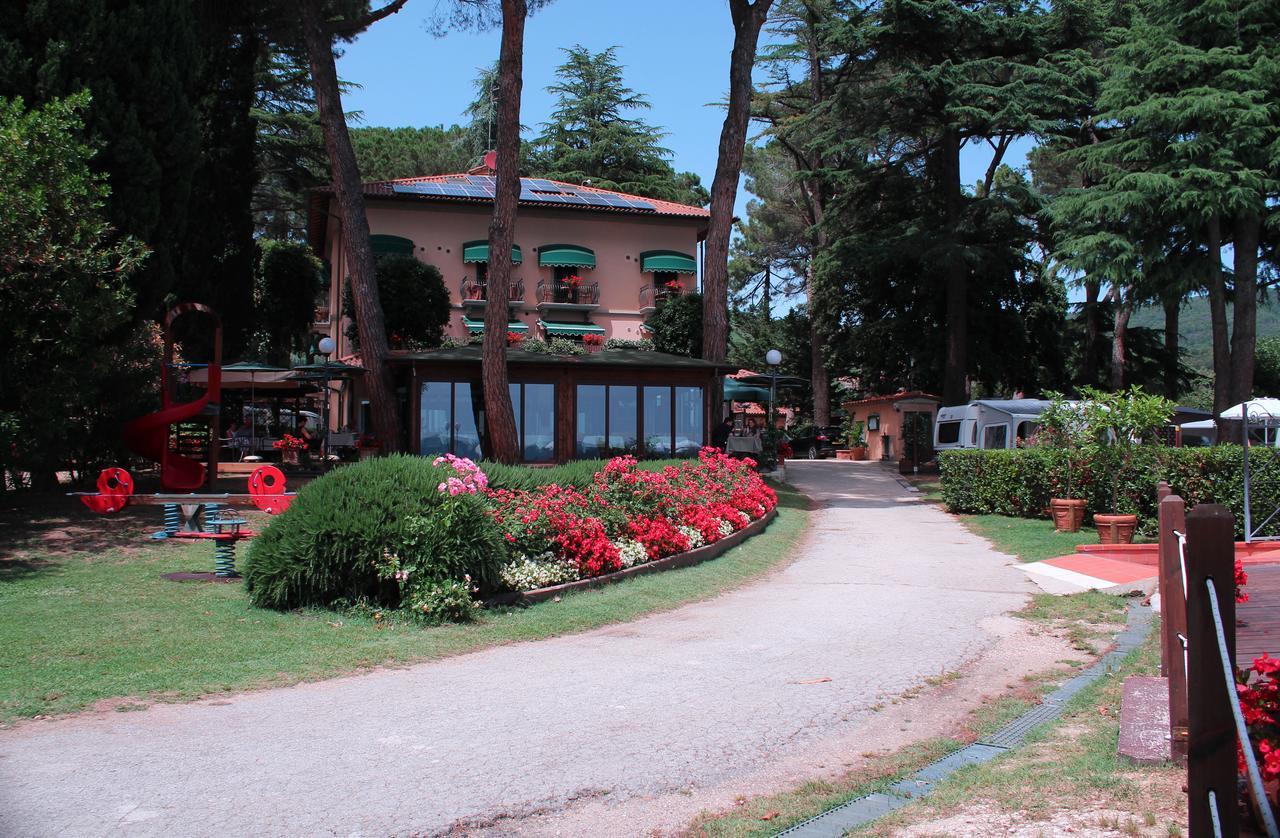 Hotel Kursaal Passignano sul Trasimeno Eksteriør billede
